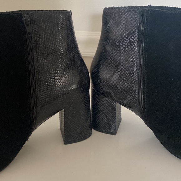 Multi patterned heeled booties - Picture 2 of 3
